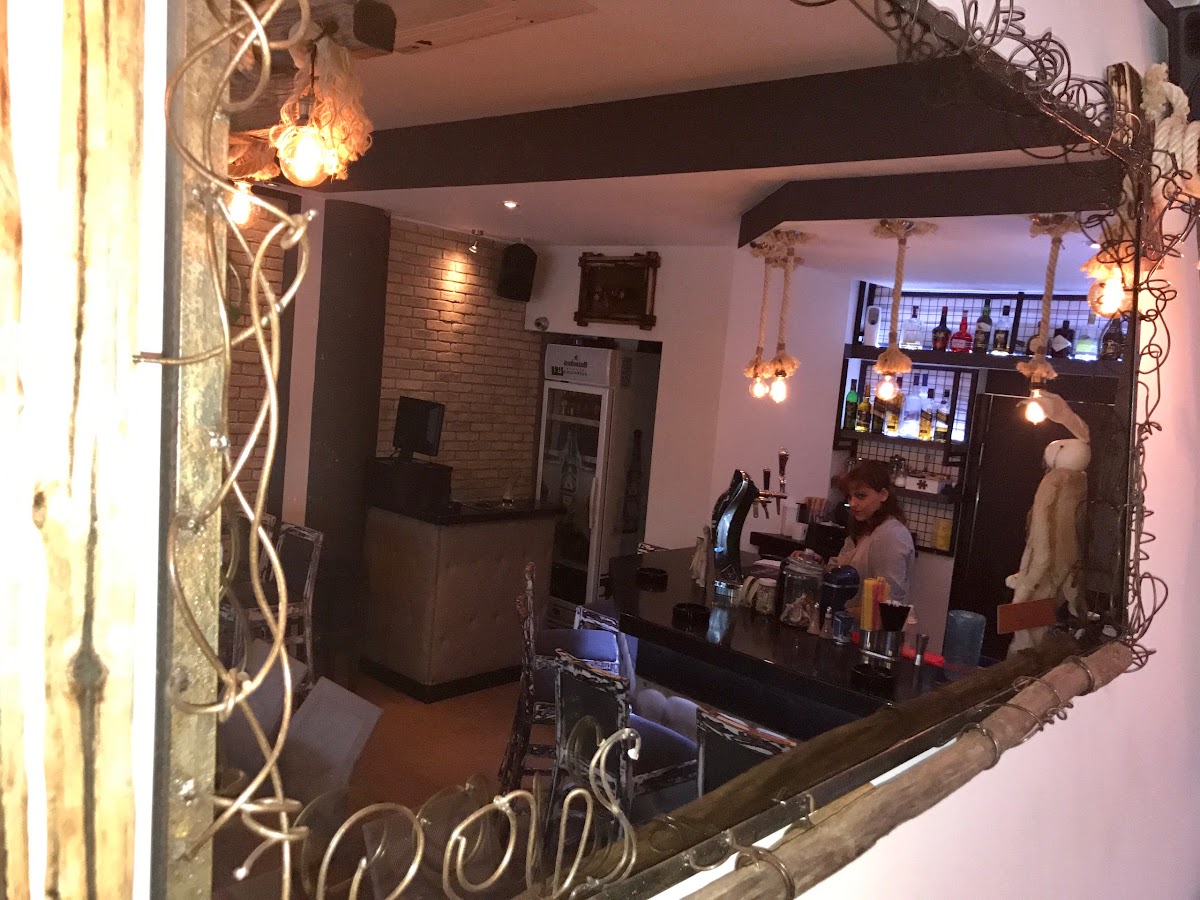 Ρους Cafe-Bar-10